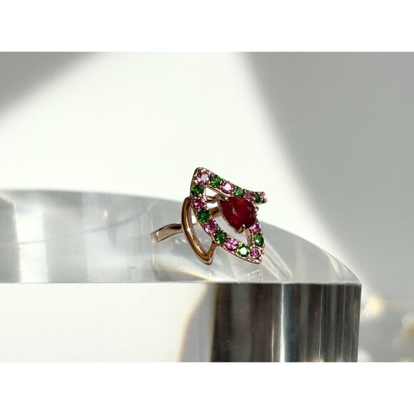 Rose Gold Sterling Silver Center Teardrop Gemstone Vintage Ring - sz 8 - Picture 2 of 10